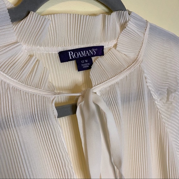 NEW ROAMAN’S Tie Neck Ruffle Pleated Blouse Sz 12 - Picture 4 of 8